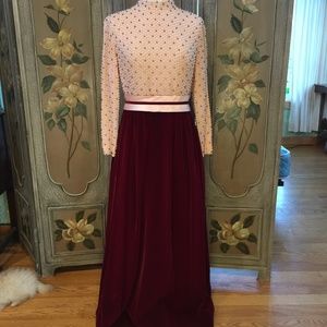 COPY - LISA MERIL of New York Vintage bead/velvet dress
